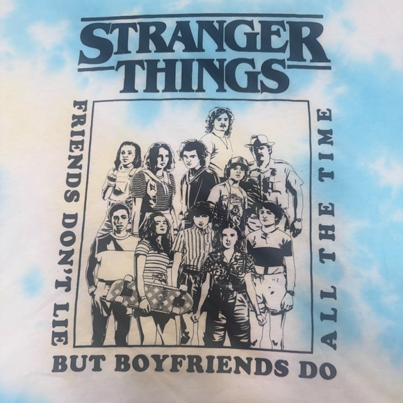 NWOT Stranger things “Friends Don’t lie” Crewneck tie-dye cropped top Size M - Picture 6 of 6